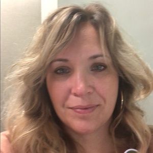 Meet your Posher, Renee